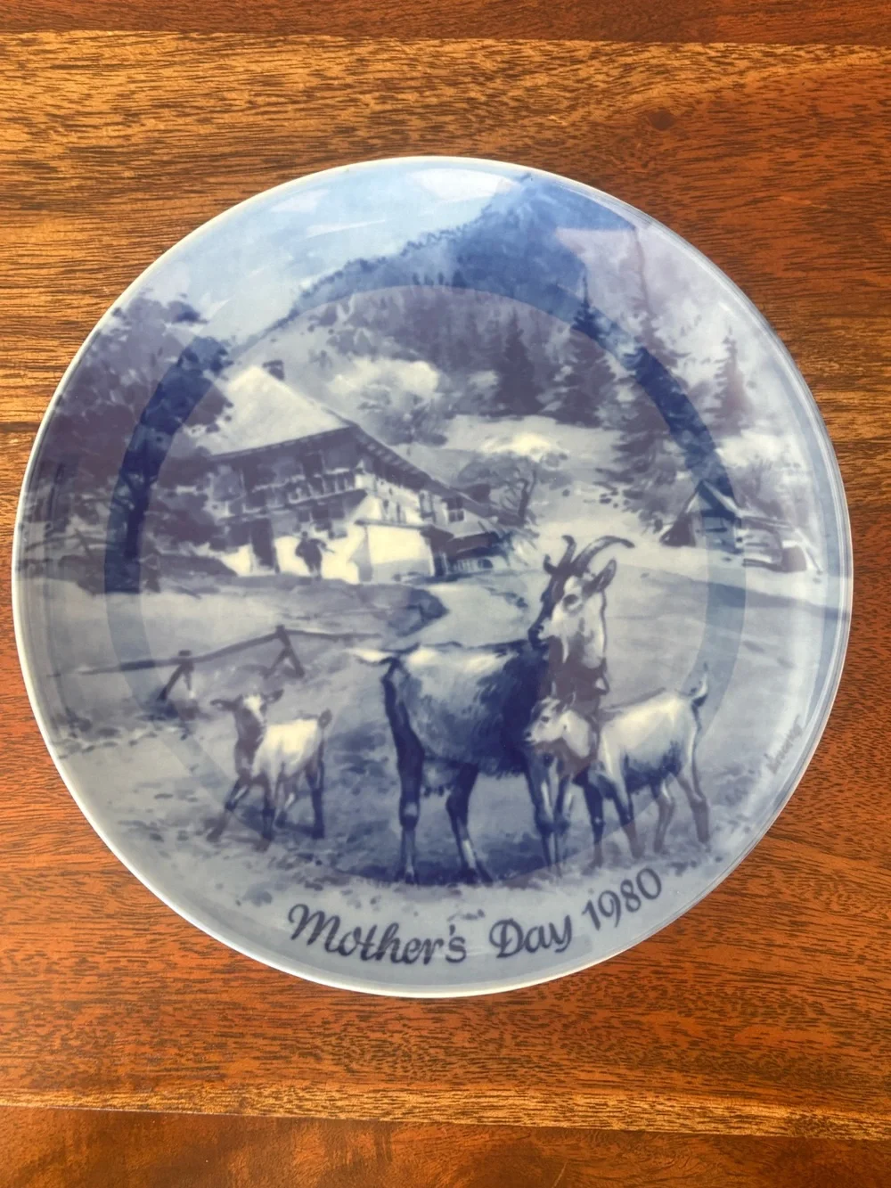 Vintage 1980 Berlin Mother’s Day Blue China Collector Plate West Germany